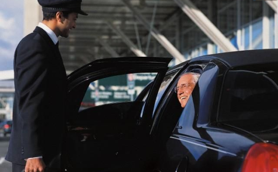 Discover Taxi High Wycombe mini cab services with simple booking steps, reliable drivers, and comfortable rides for all your travel needs