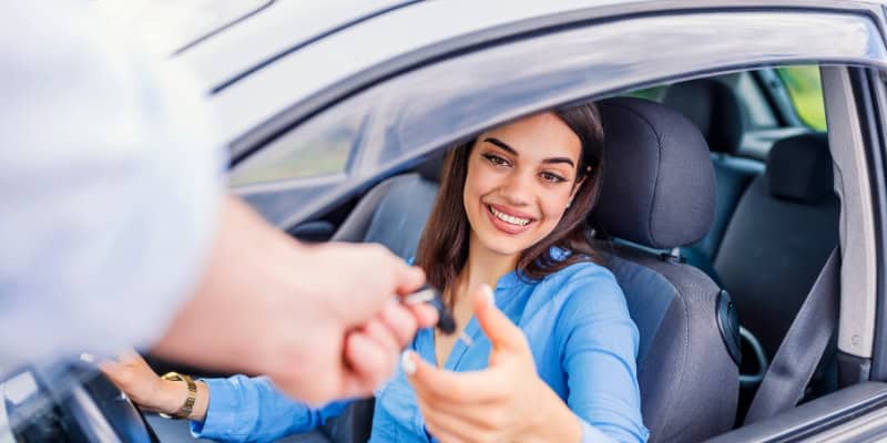 Looking for budget car rental booking tips? Explore simple strategies to book cars online, cut costs, and enjoy affordable travel every time.